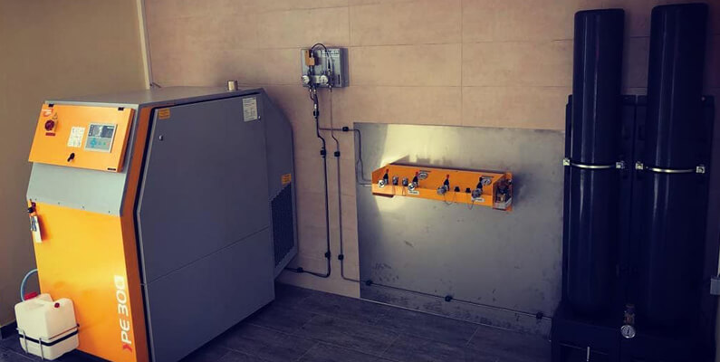 Bauer kompresori za punjenje boca disnih aparata za vatrogasce