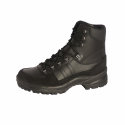 Safety working shoes made of cow leather, for firefighters and civil protection.