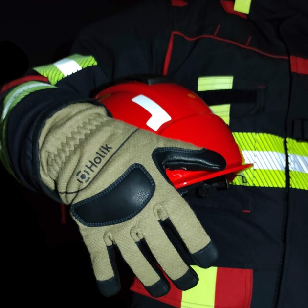 Intervencijske rukavice za vatrogasce i gašenje šumskih požara.