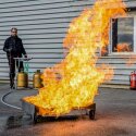 Generator plamena vatre koji se koristi za obuku i trening vatrogasaca, te kod edukacija gašenja požara.