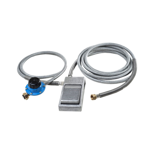 The flexible connector with safety pedal allows for better control of the fire by controlling the gas supply into the fire trainer.