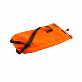 The bag is used to store and carry a fire climbing rope. A dynamic or static climbing rope can be placed in the bag.