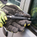 Safetypen je alat za probijanje stakla i rezanje sigurnosnog pojasa u vozilima.
