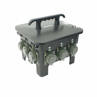 Power distributor with six power inputs, allows connection and operation with multiple devices on a single power source.